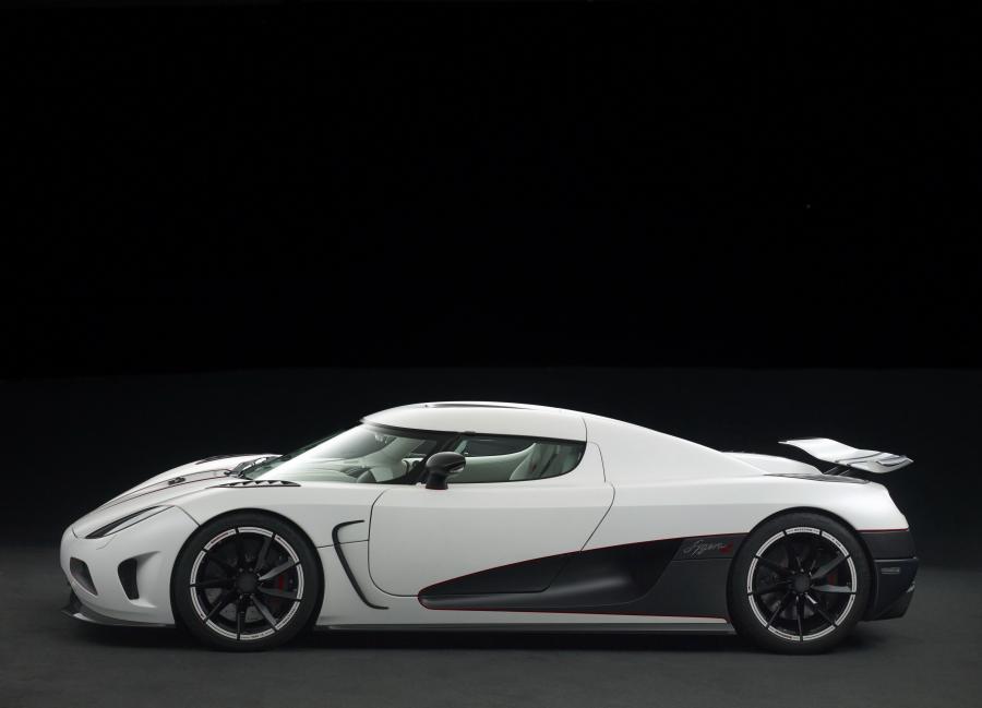  Koenigsegg Agera R (7083) 2011 года  (WW) (фото 12 из 27)
